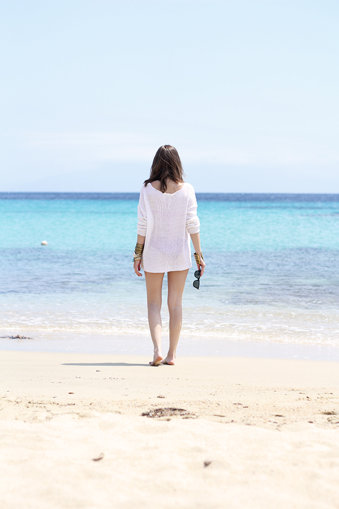 2 responses athens protasis, blue, denim shirt, suiteblanco, swatch, tezenis, white lace dress, zara permalink. Beautiful Clothing Mykonos Para N Ga Beach Look Of The Day