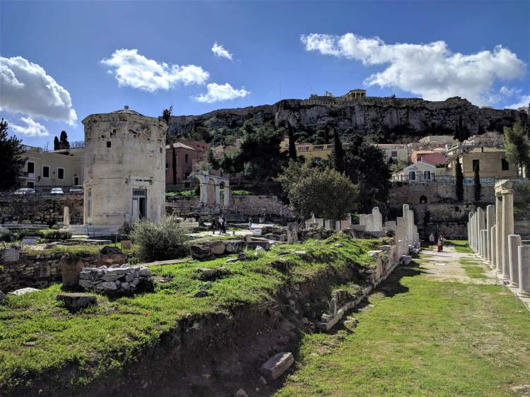 If you're in greece or have plans to go, here's what you need to know. The Do S And Don Ts When Traveling In Greece Truevoyagers