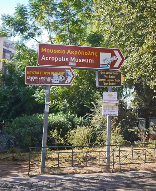 While a trip to hawaii is never complete without some beach time, these maui walking tours get you to dive deeper into the island's history, culture, sights, and food. A Brilliant Find Athens Free Walking Tour Ang Kaladkarin