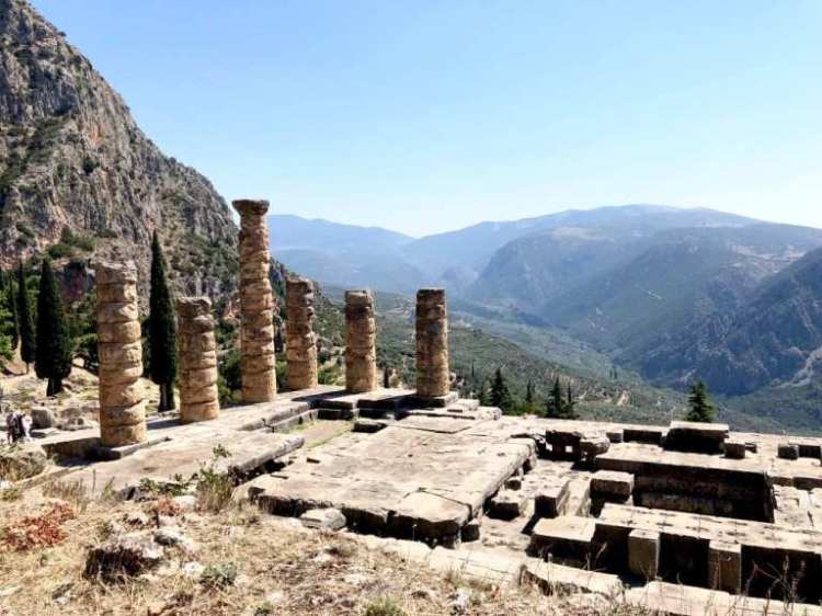 Veteran’s day is an important observance in the united states, set aside for honoring and remembering men and women who have served in the armed forces. 7 Best Day Trips From Athens Cardpe Diem