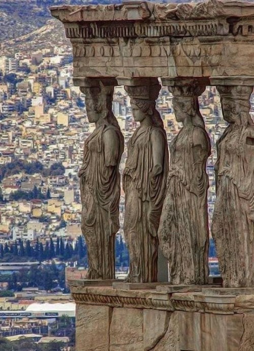 The sculptures, today also known as the ‘elgin marbles’ but, correctly, referred to the parthenon sculptures as far as the subset removed from the parthenon is concerned, included a number of artistic and architectural pieces, all of which are part of … The Caryatids Of Greece Greeker Than The Greeks