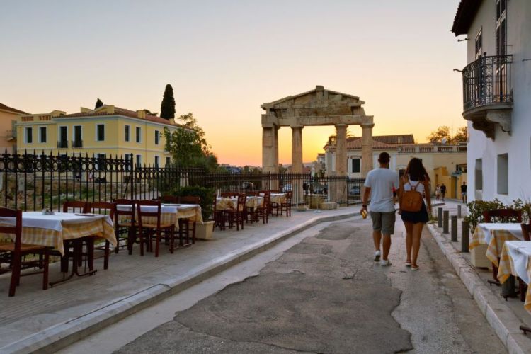 Here are some amazing spots that justify the travel an. The Ultimate Guide To Luxury Vacations In Greece 2022 Eros Psyche Travel